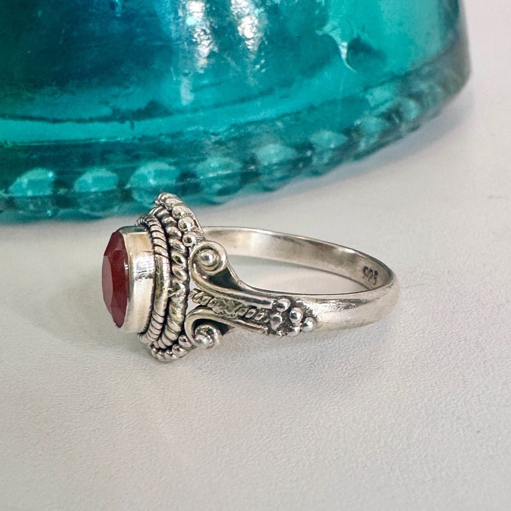 Natural Carnelian Sterling Silver Ring (6) - Picture 3 of 5